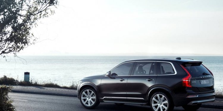 2017 Volvo XC90 T6 Inscription