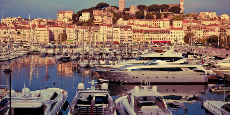 Car Rentals in Cannes - Search
