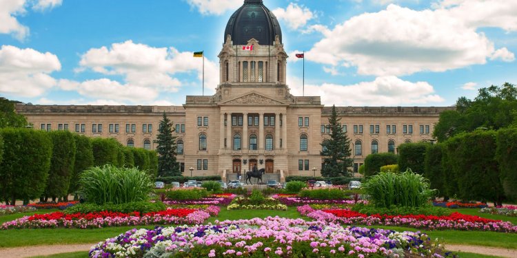 Car Rentals in Regina from C$