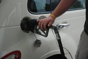 gas pump rental automobile