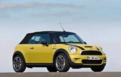 The film 'Goodbye, Pork pie' follows a yellow mini on a brand new Zealand road journey